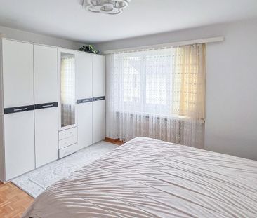 gemütliche 5.5-Zi. Wohnung im 1. OG mit Balkon - Foto 1