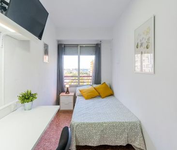 Avenida de San Antonio, Mislata, Valencian Community 46920 - Photo 1