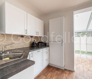 2 bedroom end terraced house to rent, - Photo 6