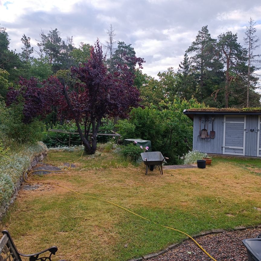Fågelstigen, Saltsjö-Boo - Photo 1