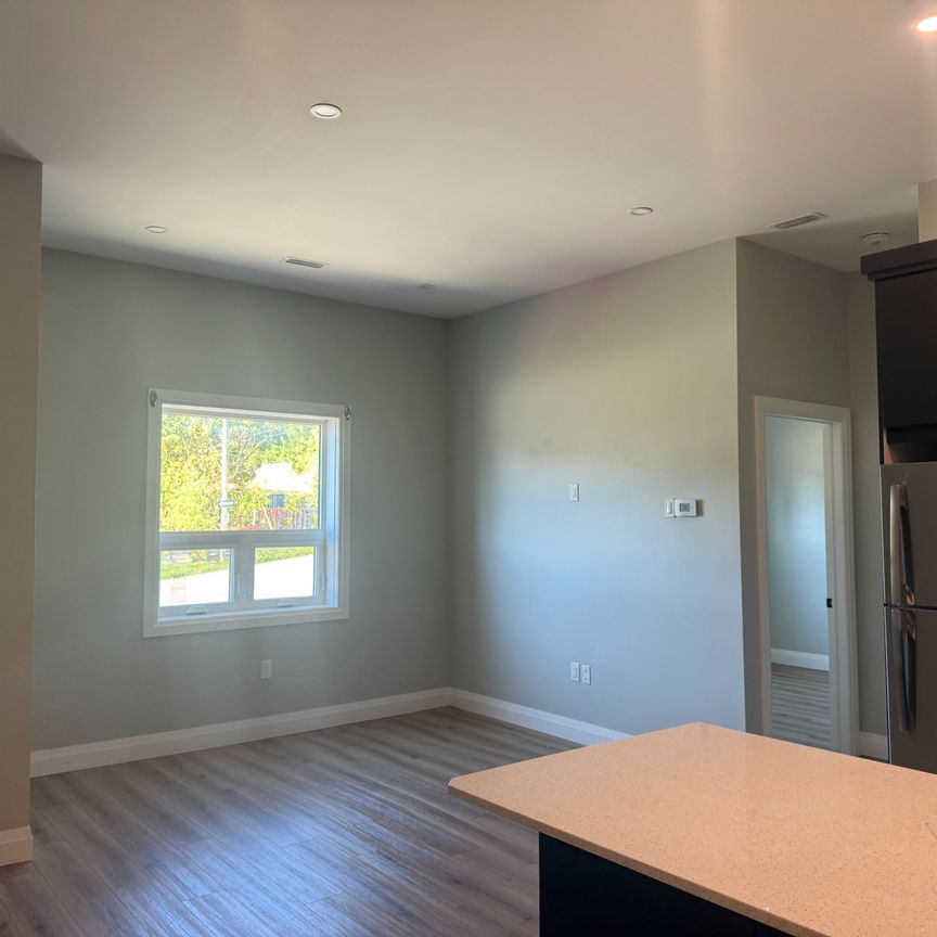 For Lease - 8 Main Street Unit# 4, East Luther Grand Valley, Ontario - Photo 1