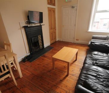 5 bedroom maisonette to rent - Photo 2