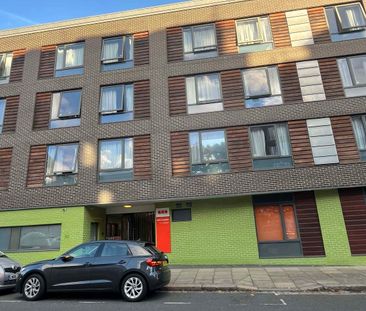 Bronze Studio - Photo 3