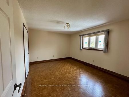 For Lease - 270 Arnold Avenue, Vaughan, Ontario - Photo 5