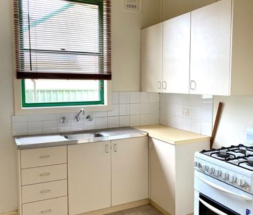 Three bedroom home in South Tamworth - Photo 6