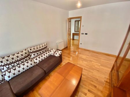 Piso de alquiler en Rúa Fermín Bouza Brey, Arteixo pueblo - Photo 5