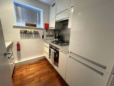 2 bedroom flat to rent - Photo 3