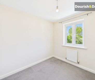 4 bedroom semi-detached house to rent - Photo 4