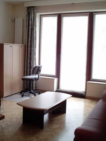 Appartement te huur - Foto 2