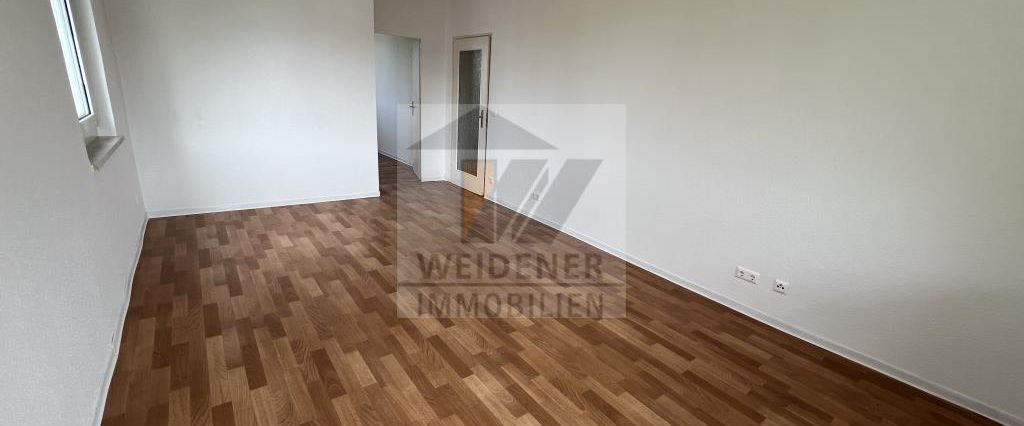 Helle 3-Raum Wohnung mit Balkon in ruhiger und grüner Lage von Bad Köstritz. - Foto 1