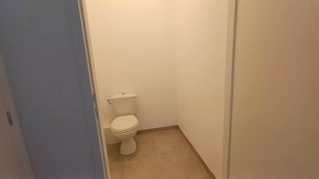 location Appartement T3 DE 63.1m² À NANTES - Photo 2