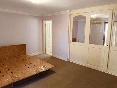 Mount Pleasant - Photo 2