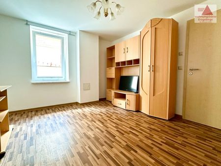 Altersgerechte 2-Raum-Wohnung - Fahrstuhl - ebenerdige Dusche - komplett möbliert - Thum-Jahnsbach! - Photo 2