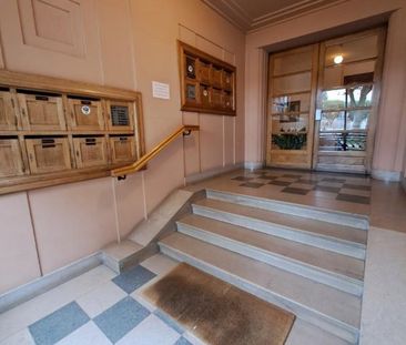 SUPERBE APPARTEMENT 4 PIECES AU CHARME DE L'ANCIEN - Photo 1