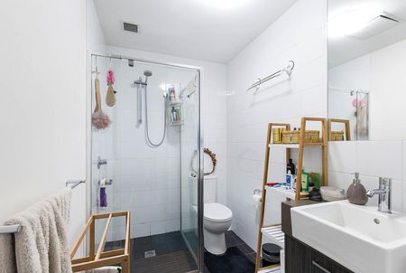 Thinking of selling? Contact our agent - Photo 4