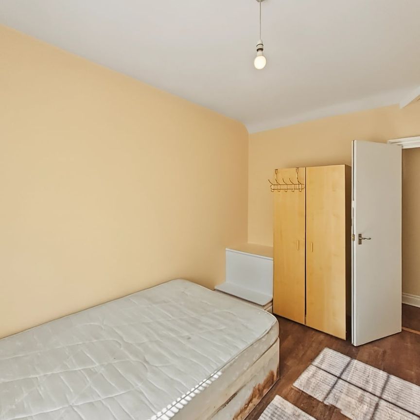 3 Bed End Terrace, Lordship Lane, N17 - Photo 1