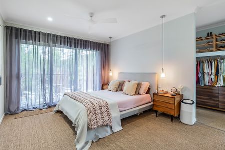 5/458 Bonogin Road, Bonogin QLD 4213 - House For Rent | Domain - Photo 4