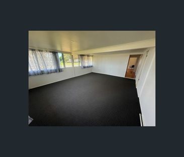 10 Harbour Esplanade, Burnett Heads, Qld 4670 - Photo 1