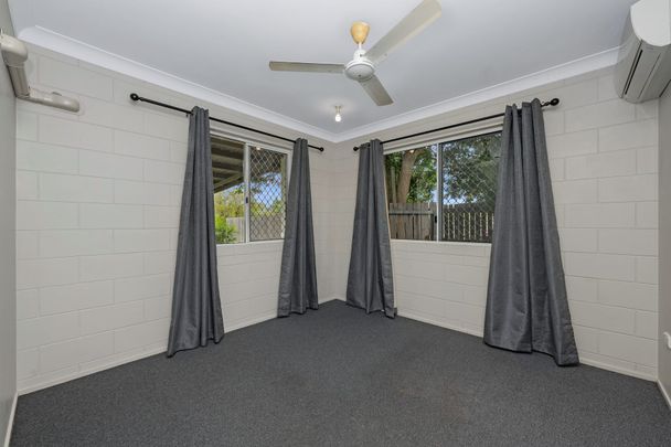 1/39 San Vito Crescent, Rasmussen. - Photo 1