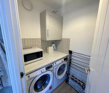 3 bedroom detached house to rent - Photo 2