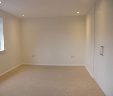 3 bedroom bungalow to rent - Photo 1