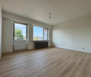 Gerenoveerd 3-slaapkamer appartement met garagebox in centrum Turnhout - Photo 5