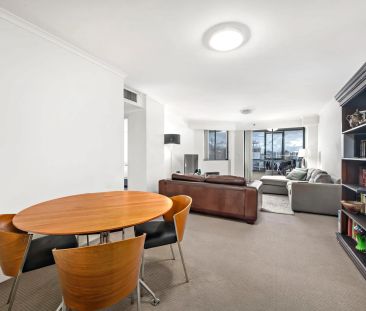 Spacious Two Bedroom Apartment with Sweeping Views and Resort-Style Facilities | Unfurnished - Photo 1