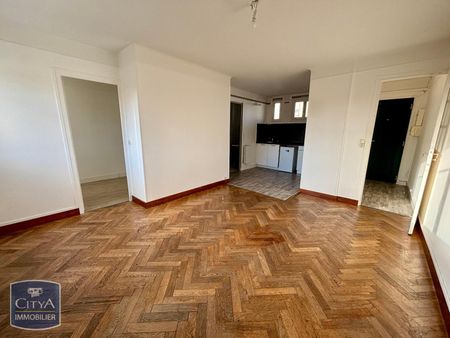 Location Appartement 2 pièces 43m² CHATEAUROUX 36000 - Photo 5