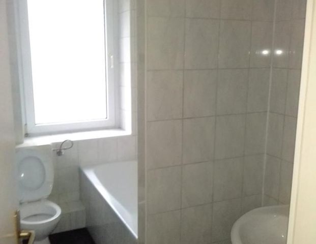 2 Raum Wohnung in der Heedfelderstrasse 33 in Luedenscheid zu vermieten - Photo 1