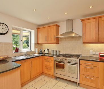 5 bedroom detached house to rent - Photo 6