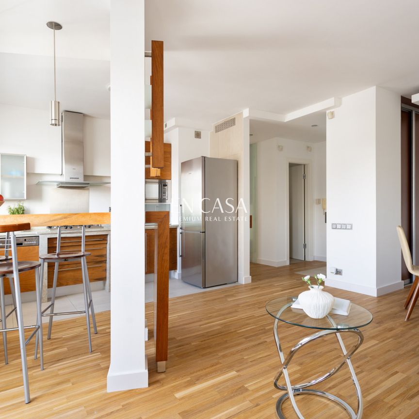 Widok na City | Metro Płocka | Garaż - Фото 1