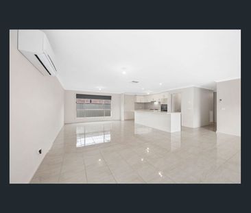 Light filled family home in popular Michael Place Estate - Photo 1