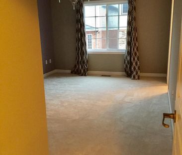 For Lease - 576 Murray Meadows Place, Milton, Ontario - Photo 4