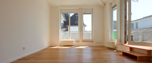 Moderne Penthouse-Wohnung mit zwei Dachterrassen in beliebter Wohnlage von Niederrad - Photo 1