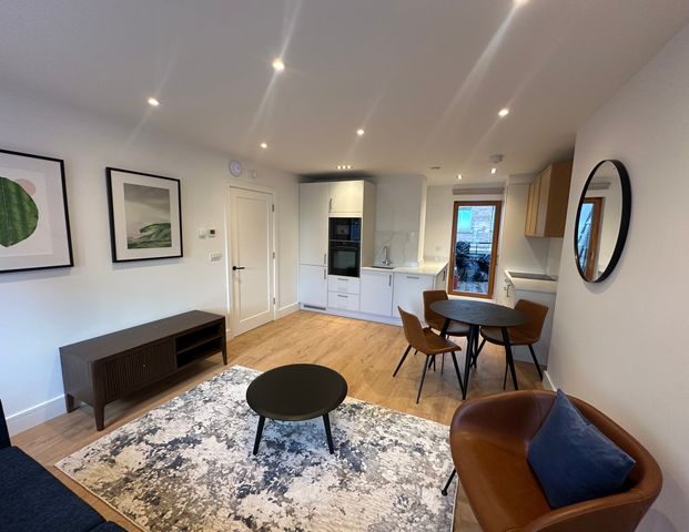 TO LET 1 BEDROOM 2 Albert Place West, Dublin 2, €2,450 - Photo 1