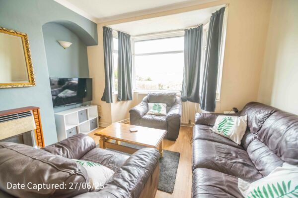 251, Tang Hall lane - Photo 1