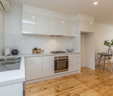 Open the Door to a Spacious unit in fabulous location - Photo 6