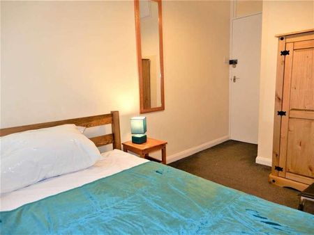 Ulcombe Gardens, Canterbury, CT2 - Photo 2