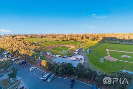 1001/15 Garrigarrang Avenue Kogarah - Photo 3