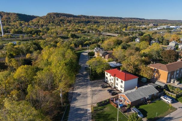 For Lease - 389 Elizabeth Street Unit# Unit 5, Grimsby, Ontario - Photo 1