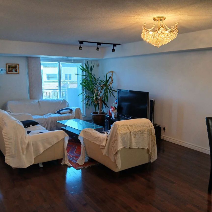 For Lease - 312 Grandview Way Unit# Master Bedroom, Toronto, Ontario - Photo 1