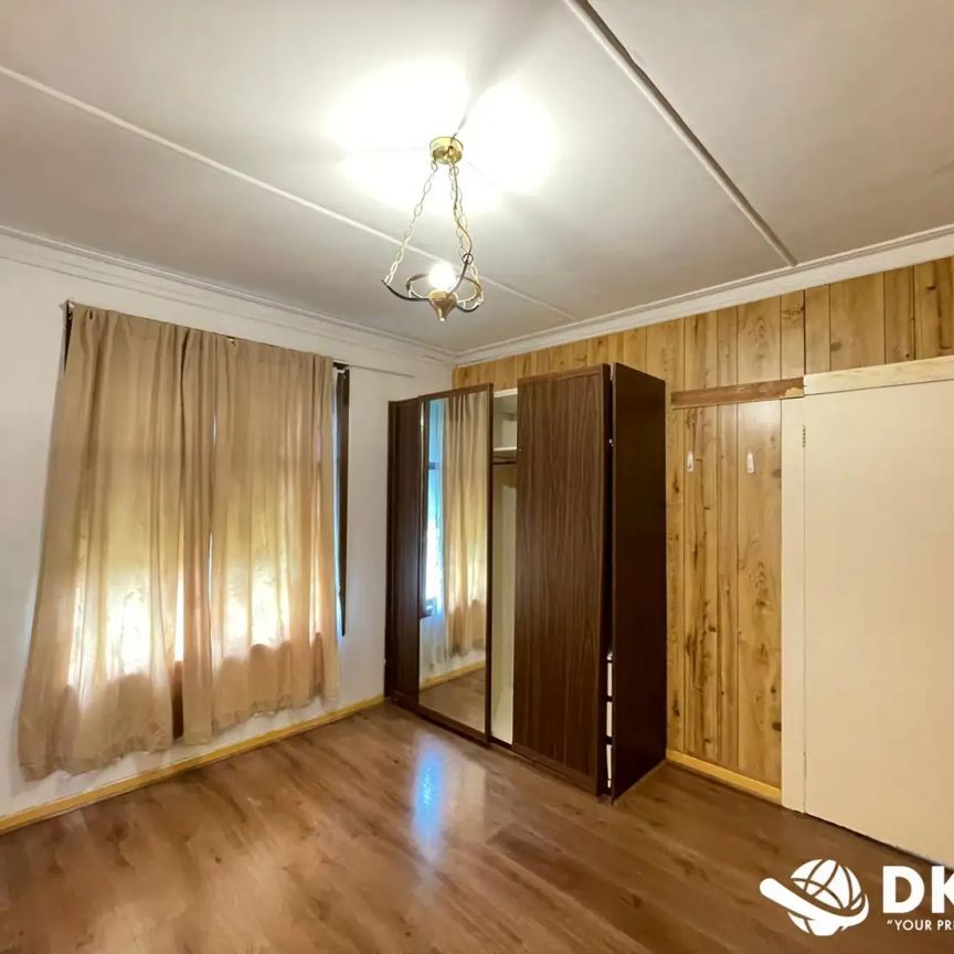 “Located in the Heart of Braybrook,” - Photo 1