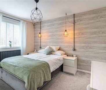 2 bed Flat for rent - Photo 3