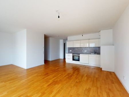 Moderne Erdgeschosswohnung mit Terrasse - Photo 2