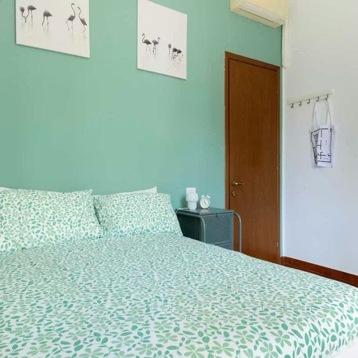 Via Francesco Cavezzali, Milan, Lombardy 20127 - Photo 1