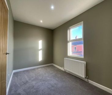 21 Orkney Street, Belfast, BT13 3GR - Photo 2