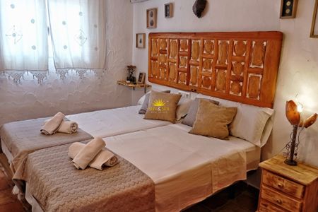 5-BEDROOM CHALET FOR RENT IN PAICHI - ALICANTE - Photo 5