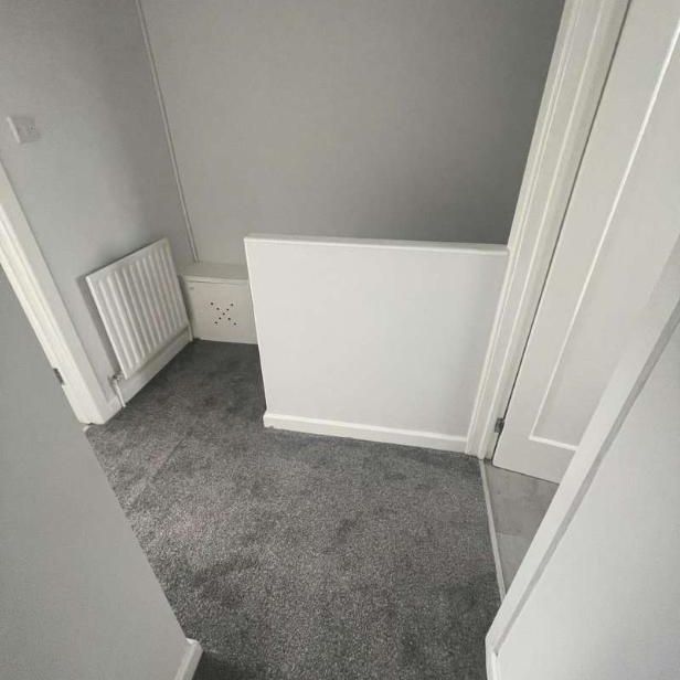 Ryefield Ave, Hillingdon, UB10 - Photo 1