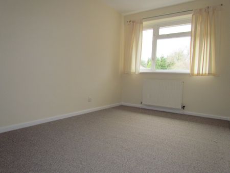 £995 - To Let - Photo 4