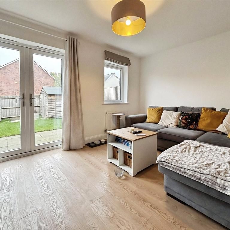 2 bedroom semi-detached house to rent - Photo 1